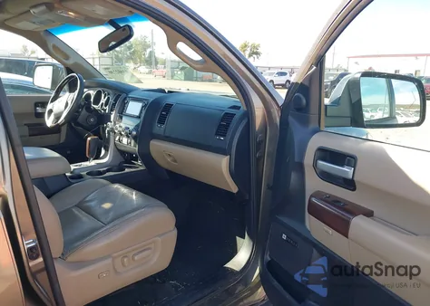 2015 Toyota Sequoia Platinum 5.7L V8 из США, поврежденный, VIN 5TDDW5G15FS116229